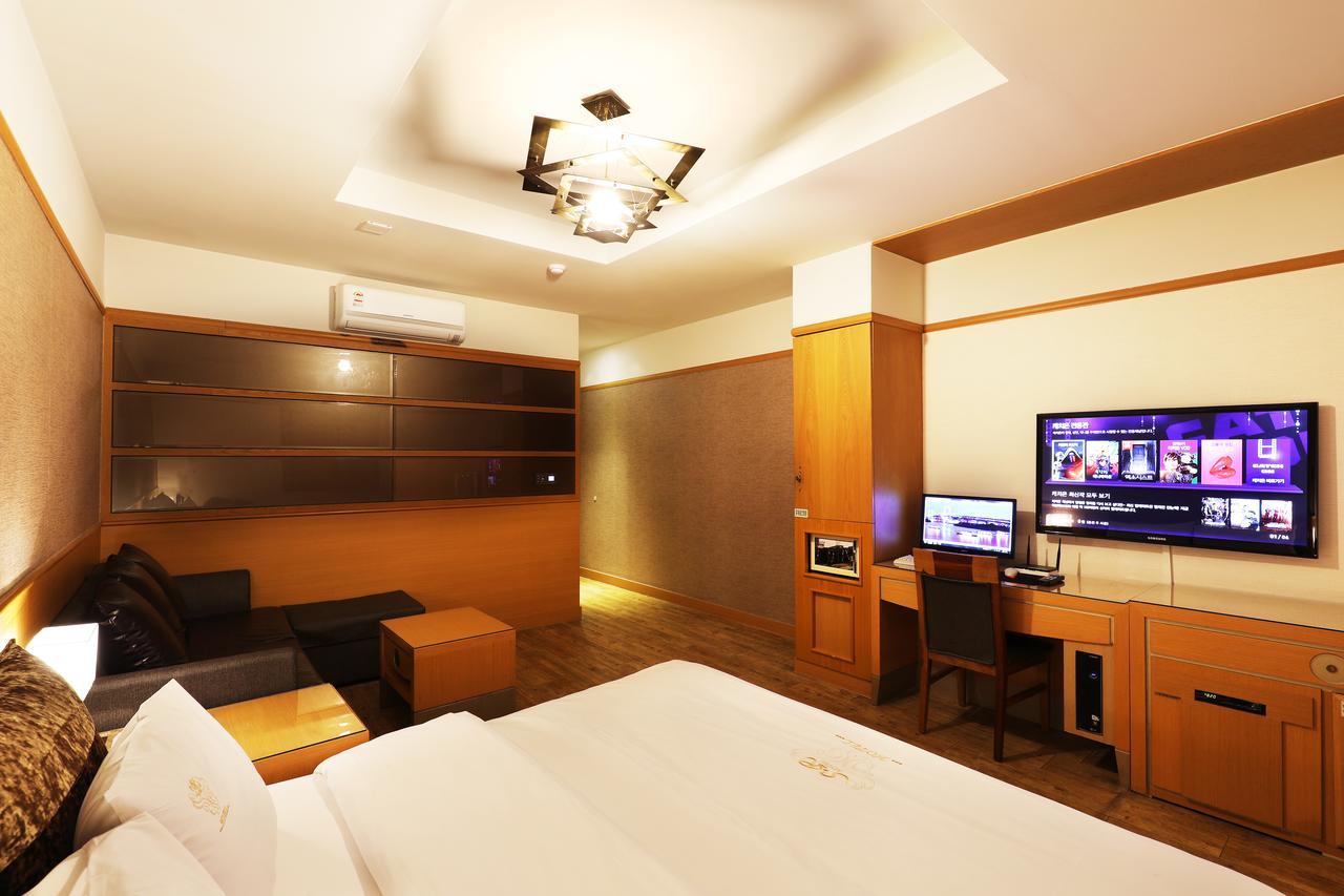 Bucheon Sr Hotel Εξωτερικό φωτογραφία